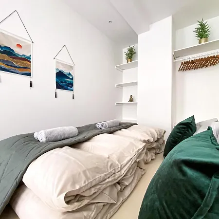 Freundliche Mit Regendusche, Kueche, Waschmaschine&trockner, Tv, Wlan