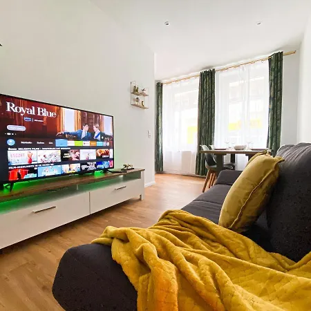 Freundliche Mit Regendusche, Kueche, Waschmaschine&trockner, Tv, Wlan *