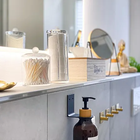 Freundliche Mit Regendusche, Kueche, Waschmaschine&trockner, Tv, Wlan