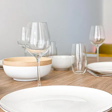 Daire Freundliche Mit Regendusche, Kueche, Waschmaschine&trockner, Tv, Wlan