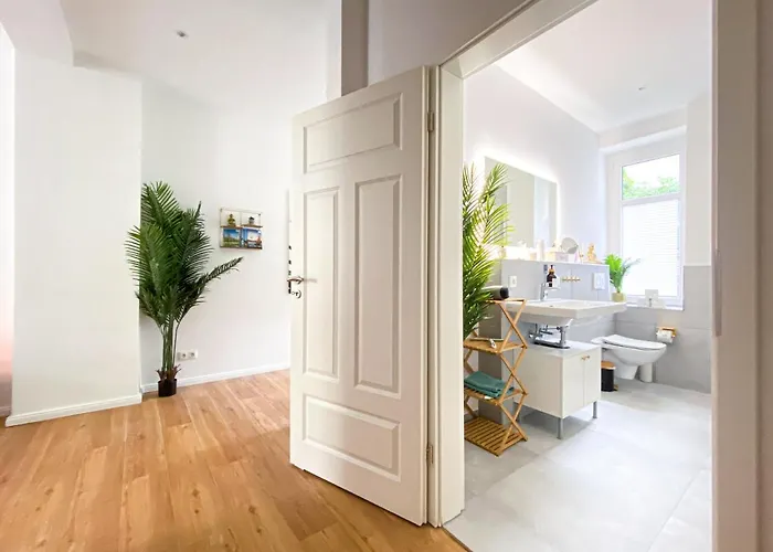 Freundliche Mit Regendusche, Kueche, Waschmaschine&trockner, Tv, Wlan *