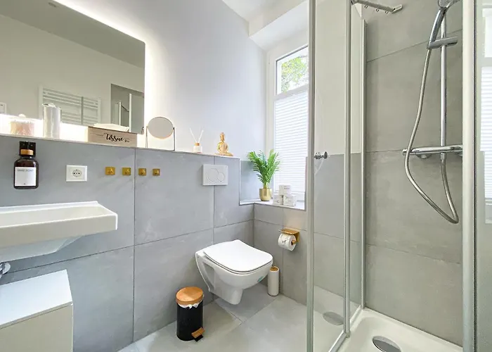 Apartment Freundliche Mit Regendusche, Kueche, Waschmaschine&trockner, Tv, Wlan Leipzig