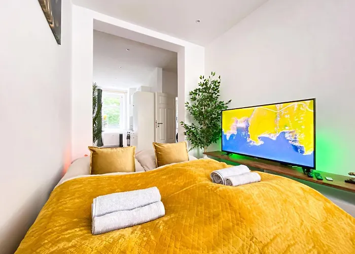 Freundliche Mit Regendusche, Kueche, Waschmaschine&trockner, Tv, Wlan Appartement Leipzig